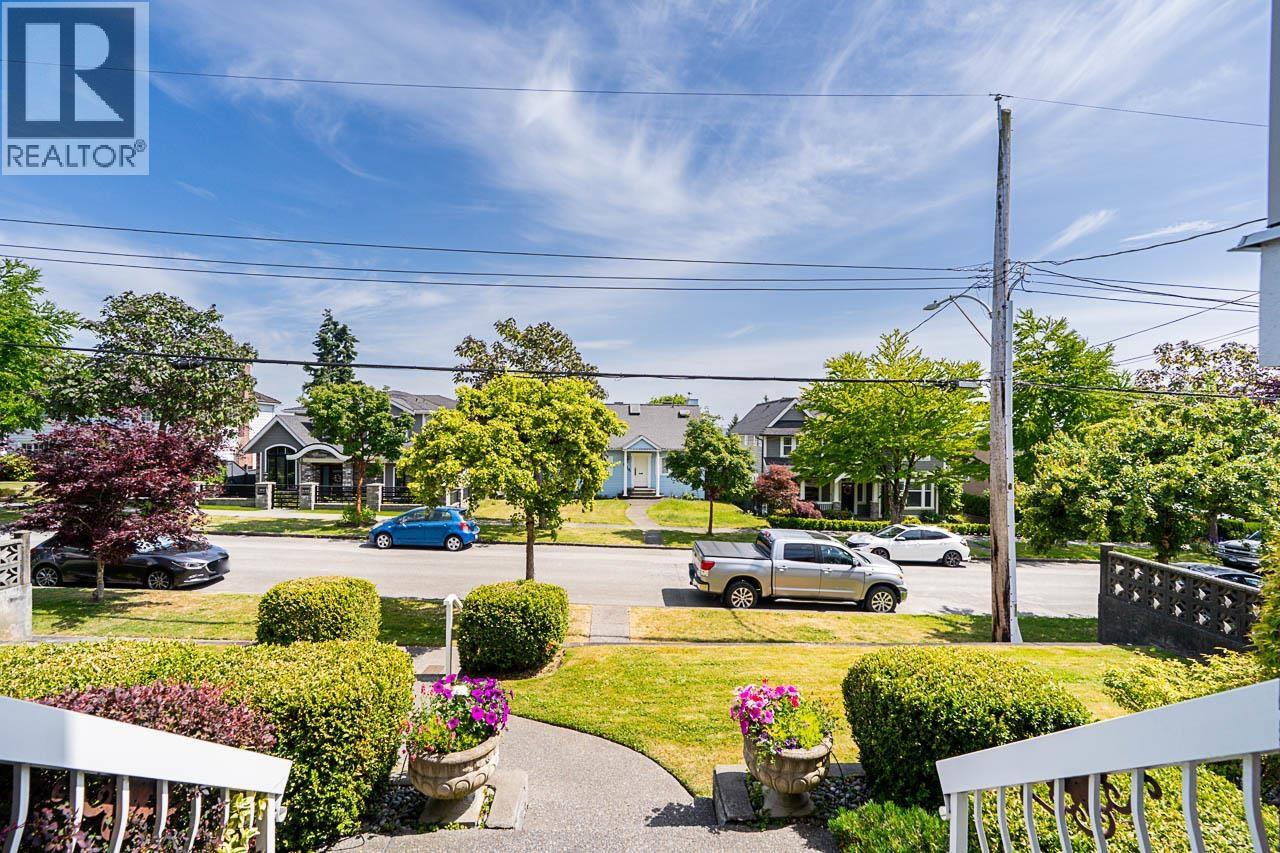 1817 Edinburgh Street, New Westminster, British Columbia  V3M 2X2 - Photo 2 - R3094637