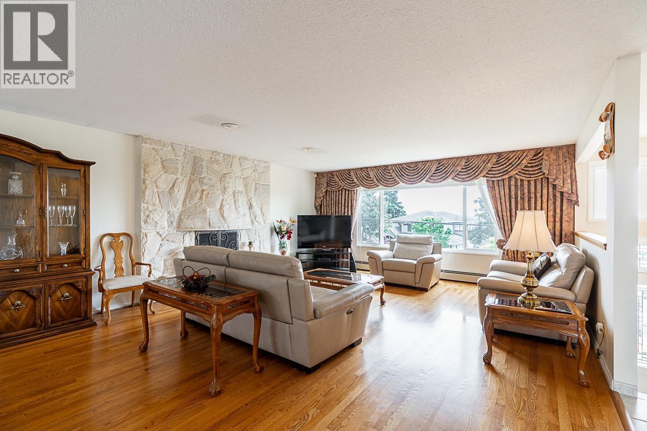 1817 Edinburgh Street, New Westminster, British Columbia  V3M 2X2 - Photo 3 - R3094637