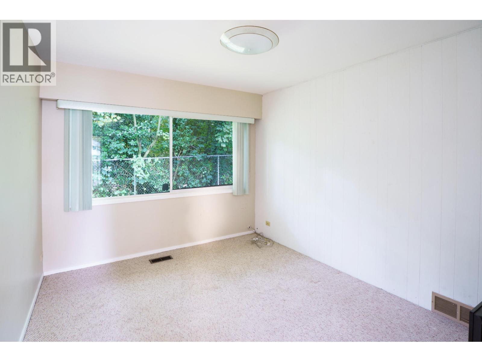 21254 117 Avenue, Maple Ridge, British Columbia  V2X 2H4 - Photo 19 - R3094657