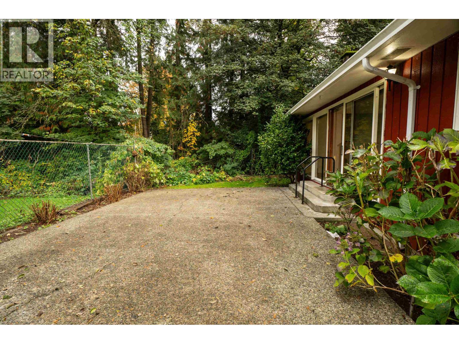 21254 117 Avenue, Maple Ridge, British Columbia  V2X 2H4 - Photo 28 - R3094657