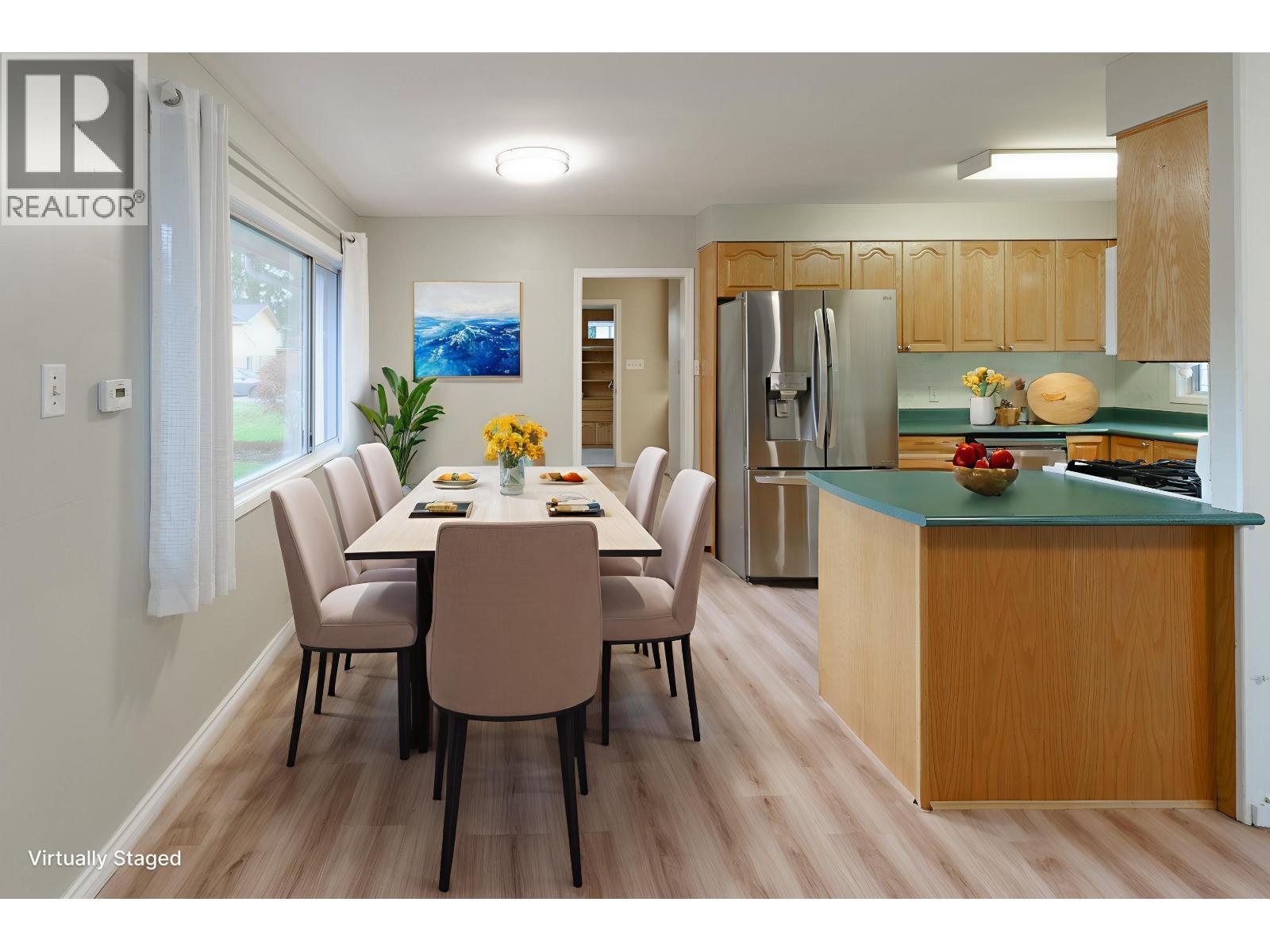 21254 117 Avenue, Maple Ridge, British Columbia  V2X 2H4 - Photo 9 - R3094657