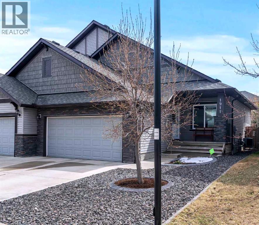 1911 Baywater Alley, Airdrie, Alberta  T4B 0T4 - Photo 2 - A2289170