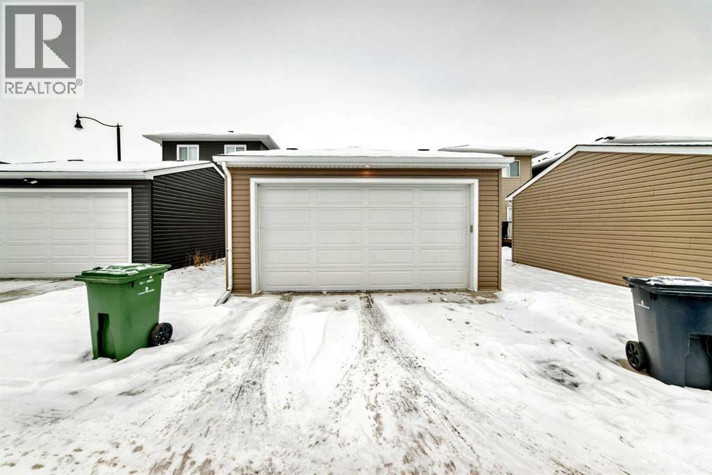 106 Dawson Harbour Grove, Chestermere, Alberta  T1X 2S4 - Photo 38 - A2274730