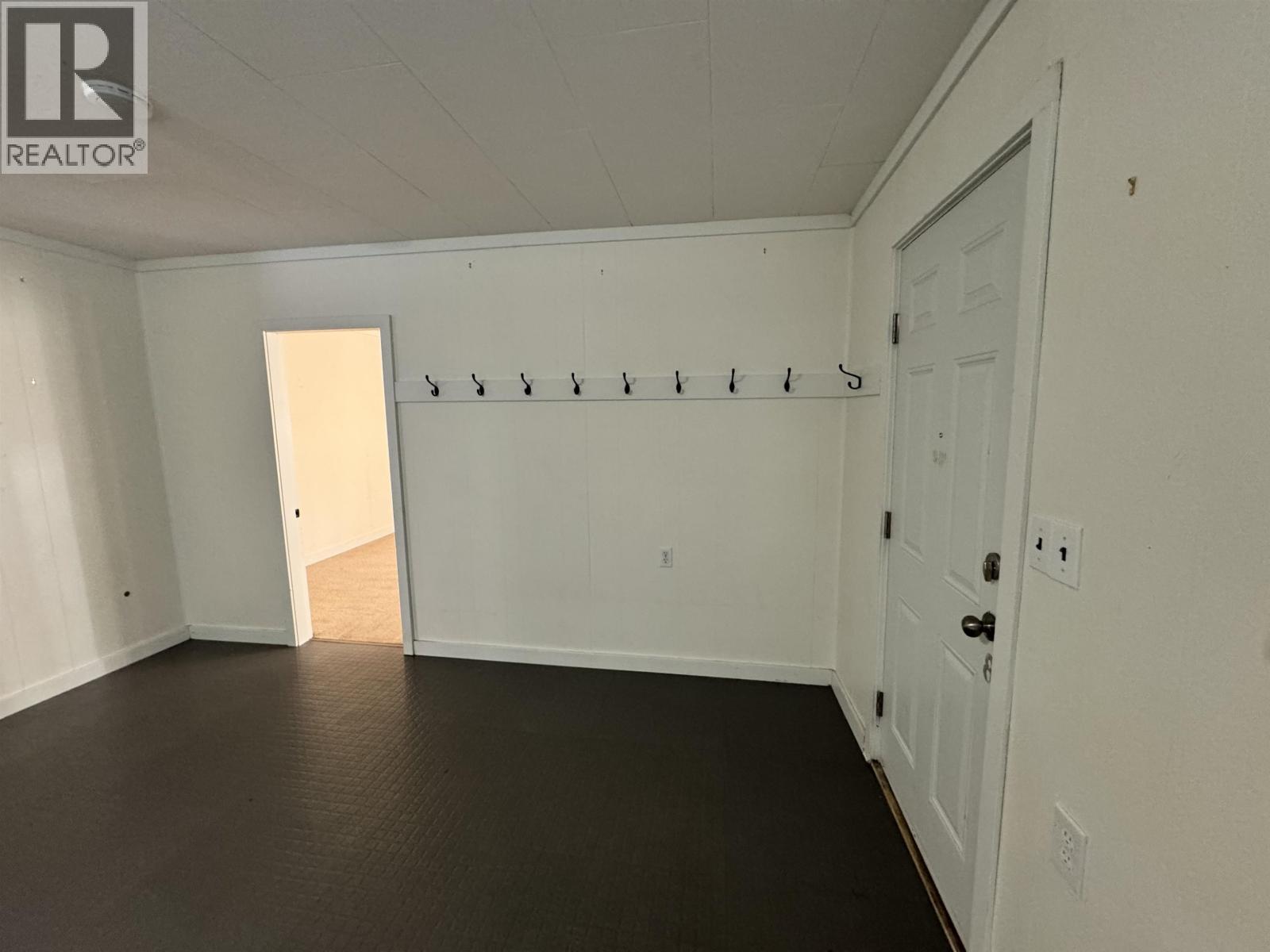 242 S Third Avenue, Williams Lake, British Columbia  V2G 1J4 - Photo 5 - R3094136