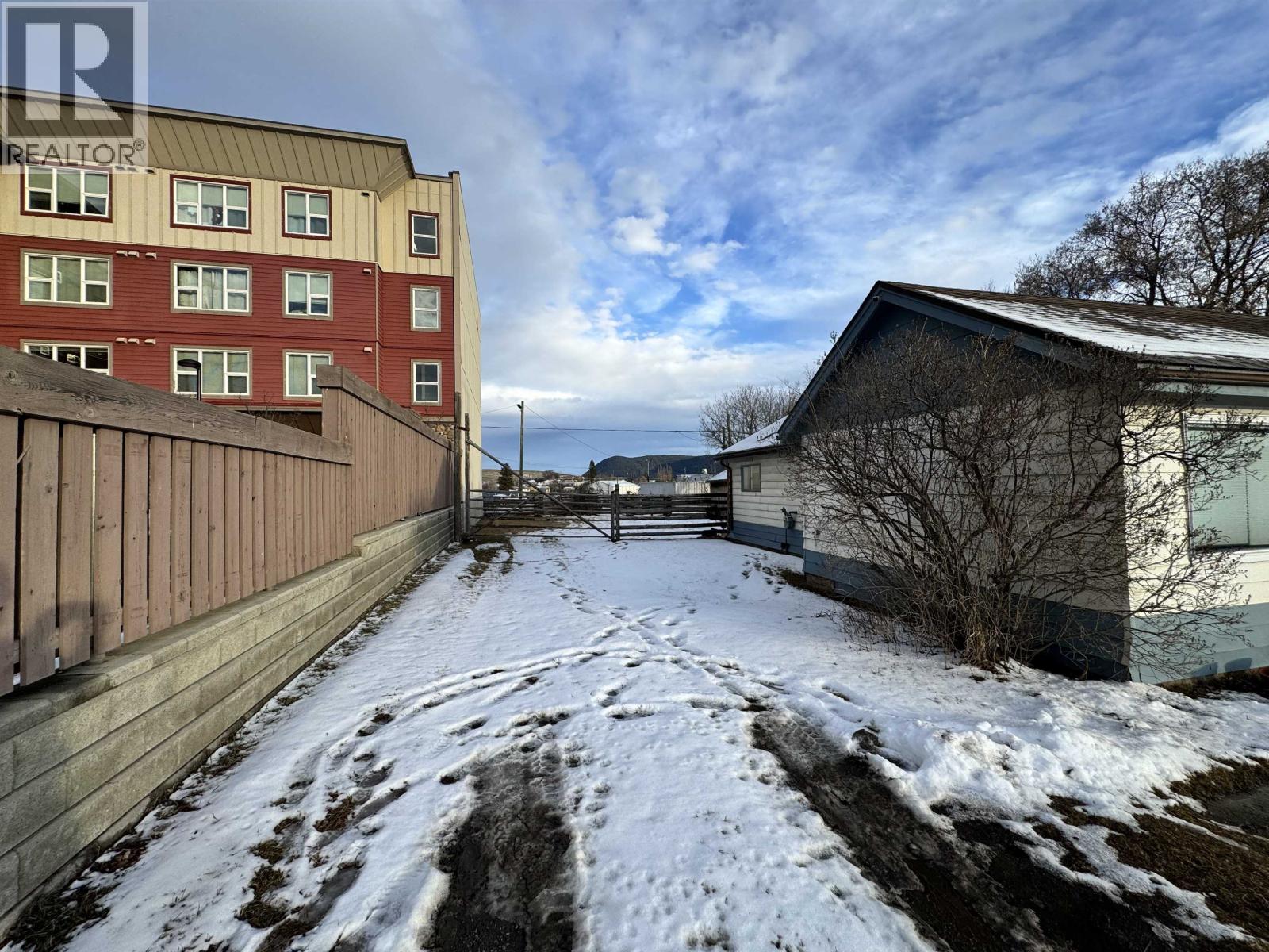 242 S Third Avenue, Williams Lake, British Columbia  V2G 1J4 - Photo 3 - R3094136