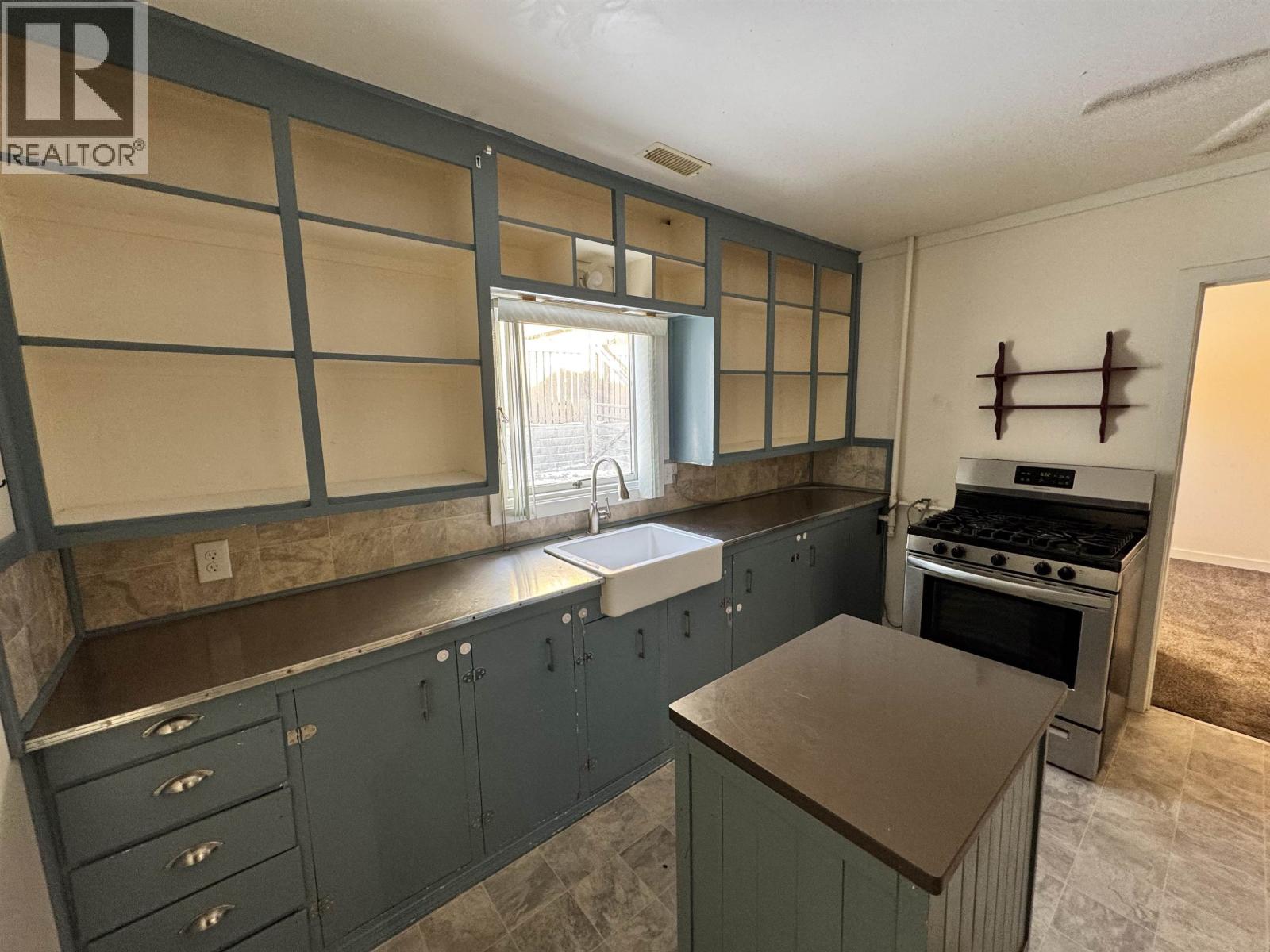 242 S Third Avenue, Williams Lake, British Columbia  V2G 1J4 - Photo 9 - R3094136