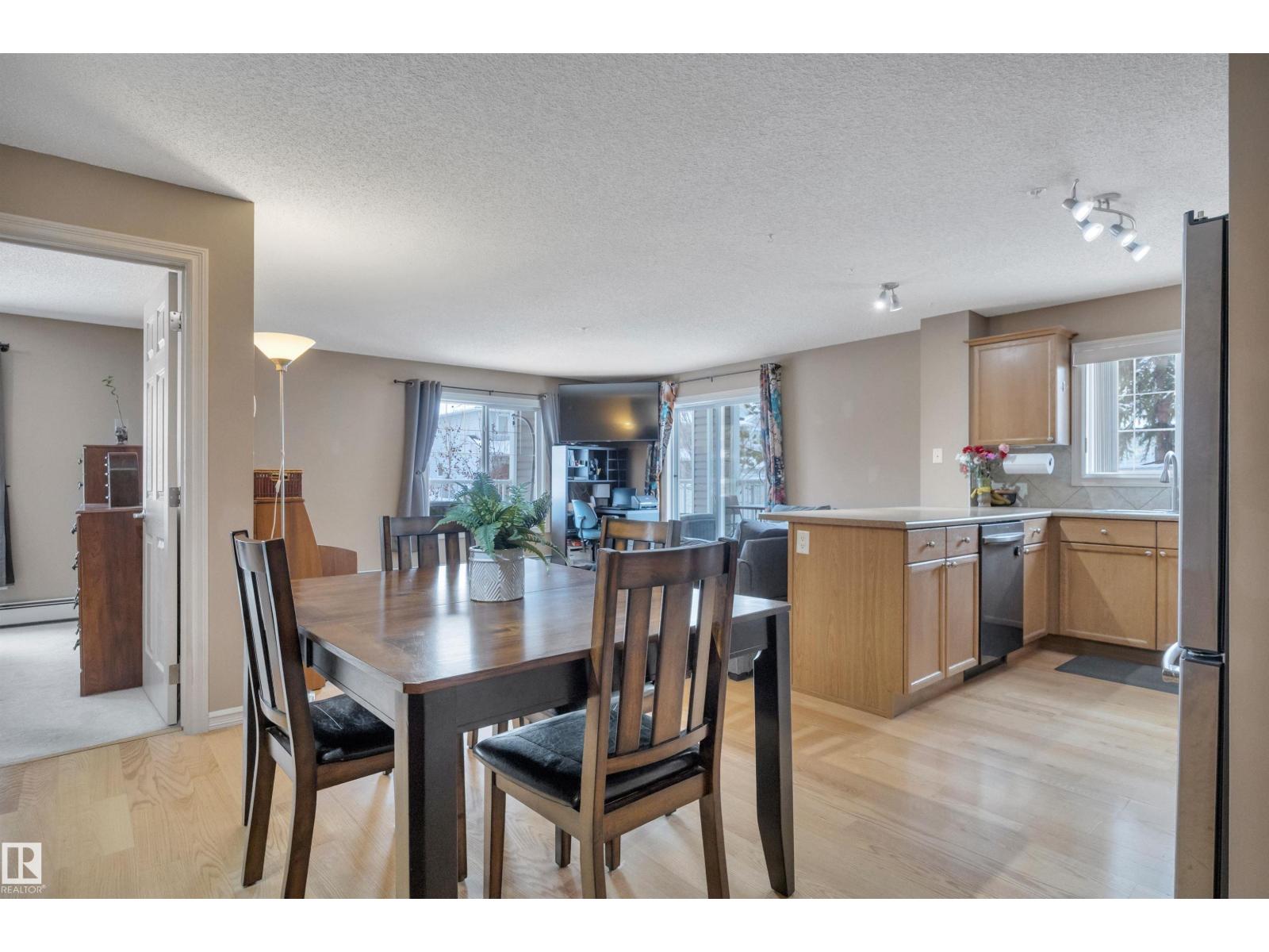 #101 4407 23 St Nw, Edmonton, Alberta T6T 0B6 - Photo 3 - E4474892