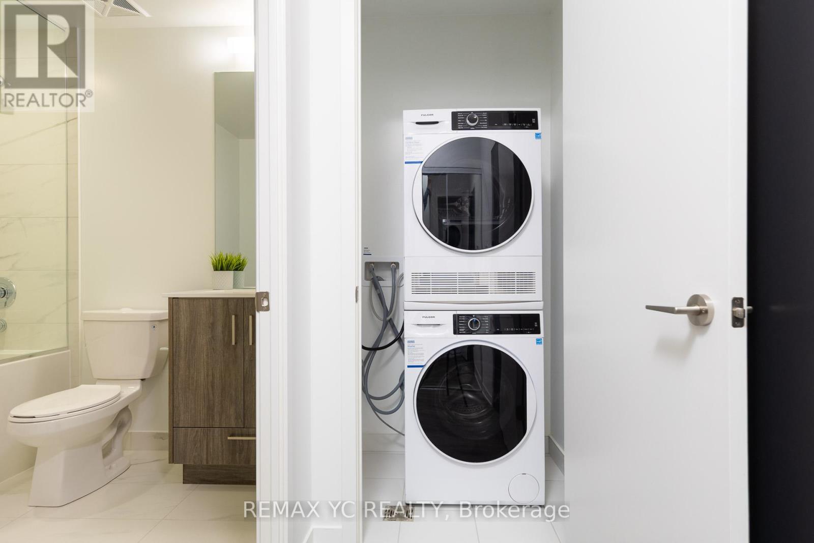 1007 - 180 Front Street E, Toronto, Ontario  M5A 0K9 - Photo 16 - C12835008