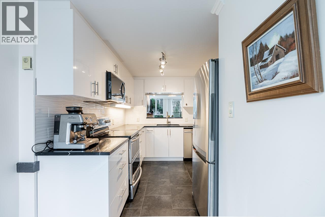 303 1345 Burnaby Street, Vancouver, British Columbia  V6E 1R2 - Photo 13 - R3090481