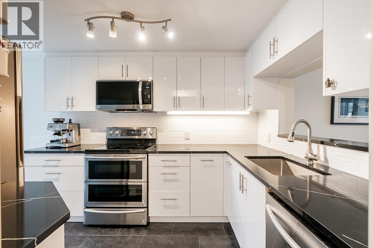 303 1345 Burnaby Street, Vancouver, British Columbia  V6E 1R2 - Photo 9 - R3090481