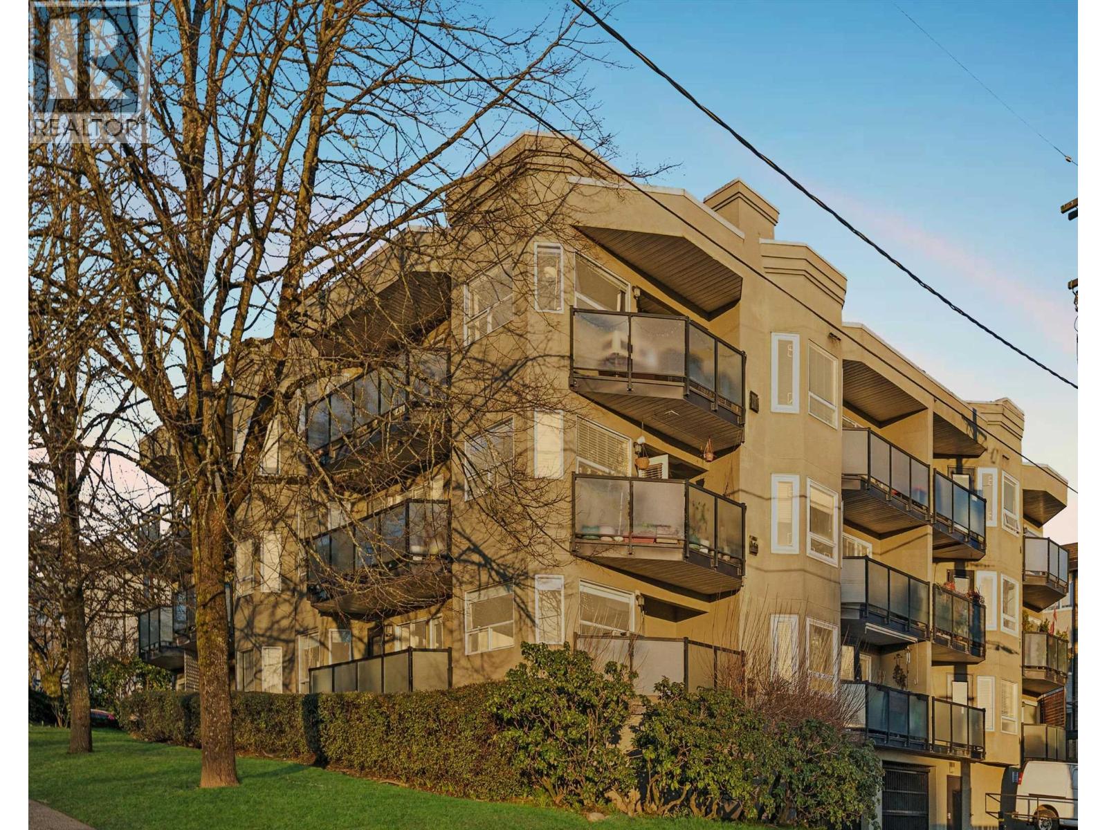 305 175 W 4th Street, North Vancouver, British Columbia  V7M 1H6 - Photo 8 - R3093853