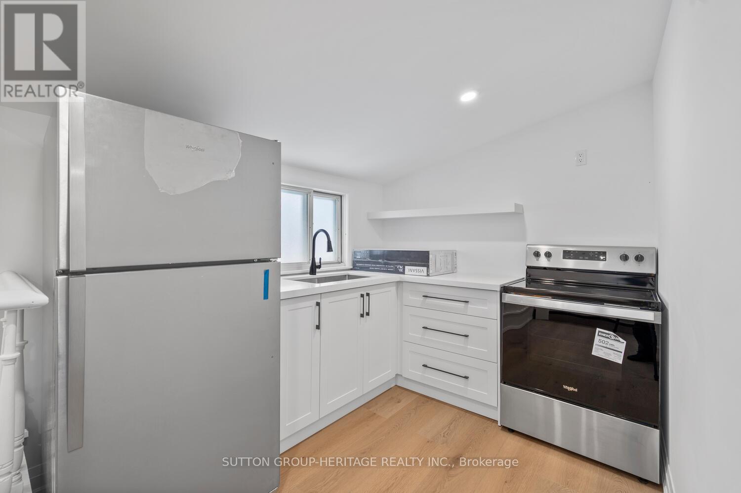 3 - 852 Simcoe Street N, Oshawa, Ontario  L1G 4V8 - Photo 8 - E12834970