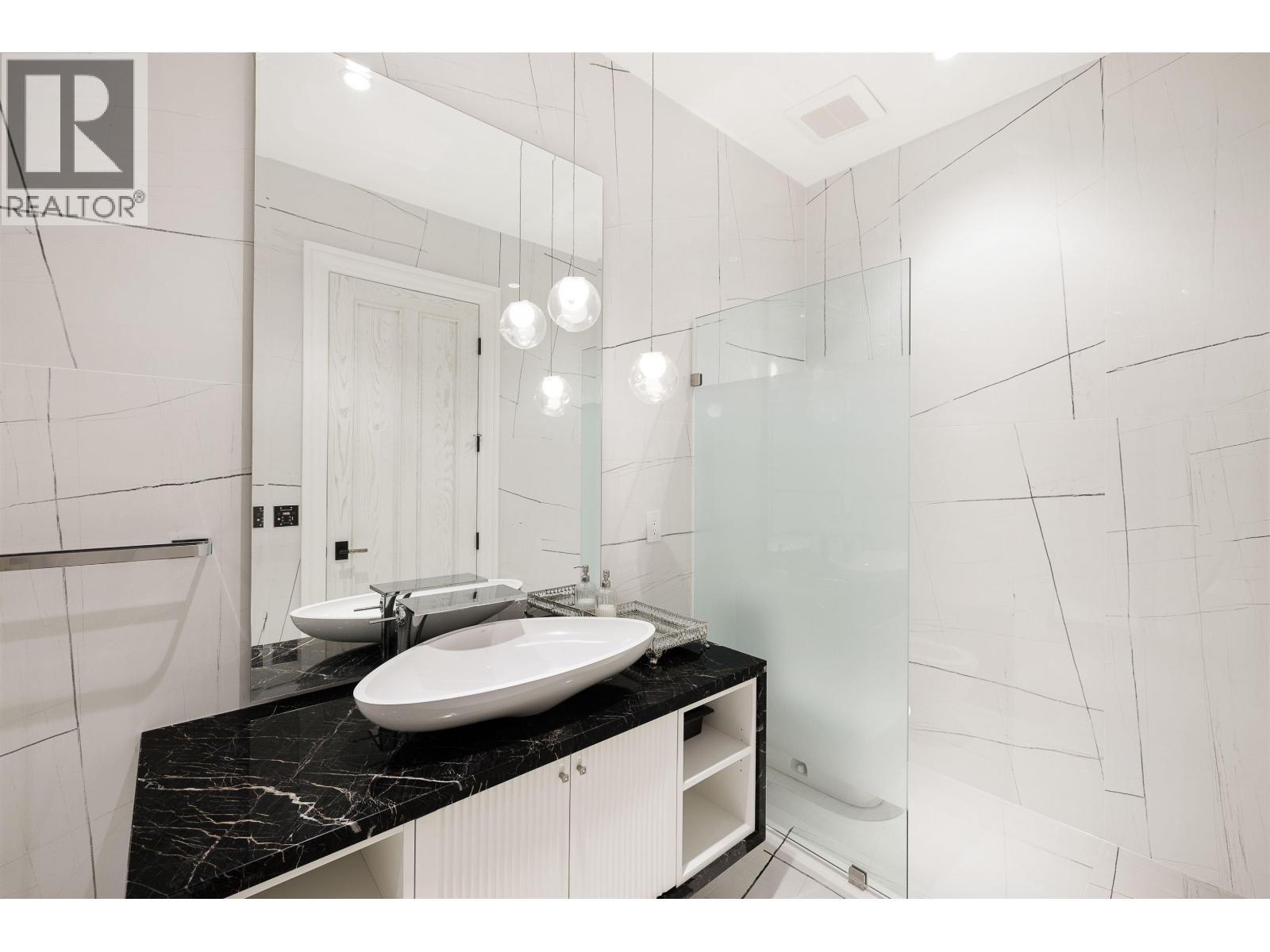 1239 W 40th Avenue, Vancouver, British Columbia  V6M 1V3 - Photo 35 - R3094567