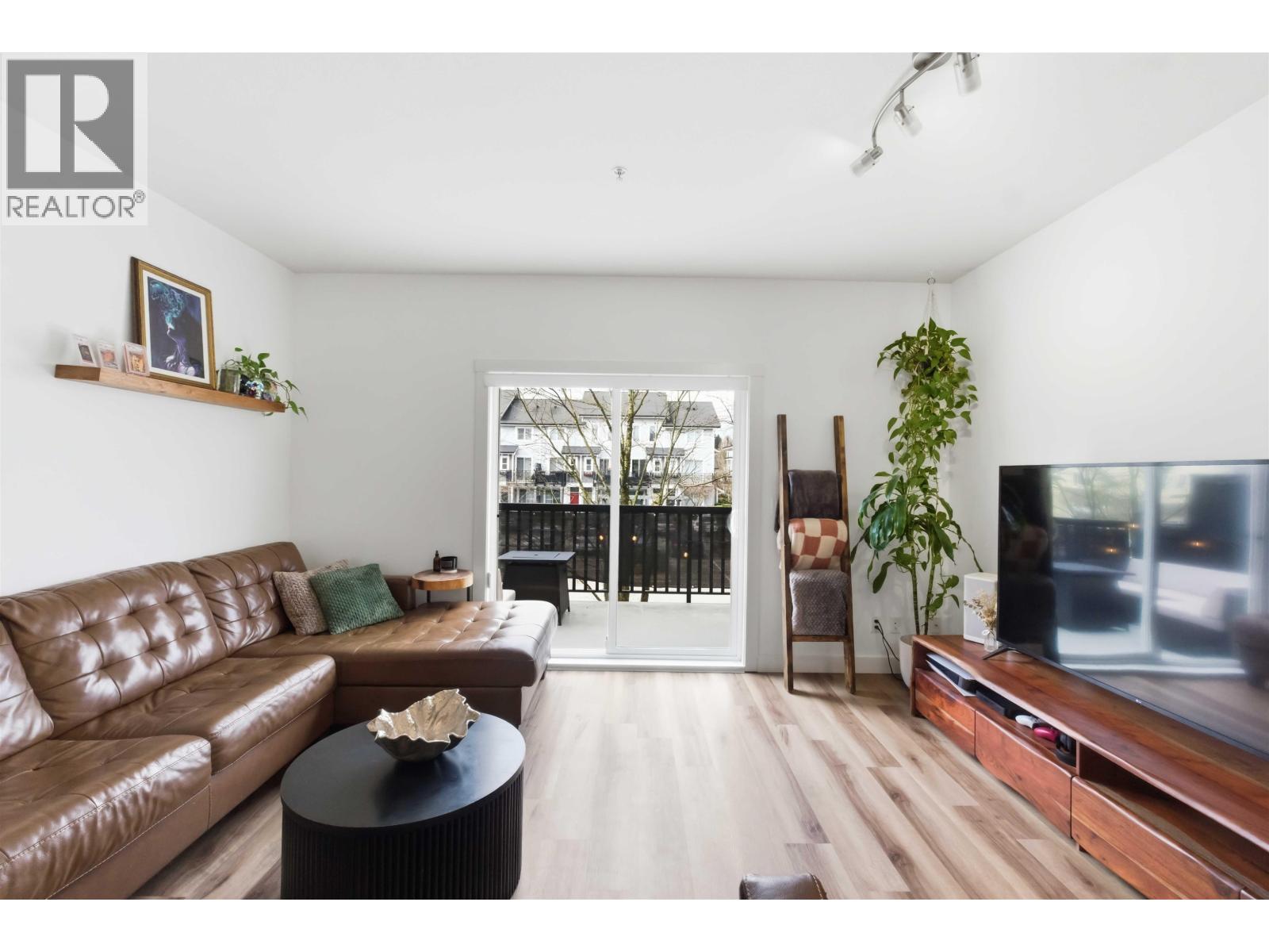 18 19572 Fraser Way, Pitt Meadows, British Columbia  V3Y 0A9 - Photo 4 - R3094535