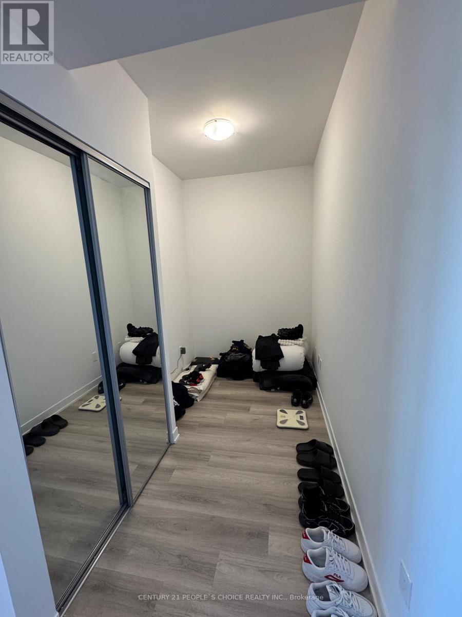 907 - 474 Caldari Road, Vaughan, Ontario  L4K 0R5 - Photo 5 - N12834978