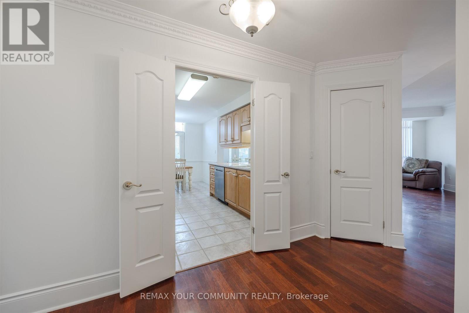 315 - 53 Woodbridge Avenue, Vaughan, Ontario L4L 9K9 - Photo 7 - N12835030