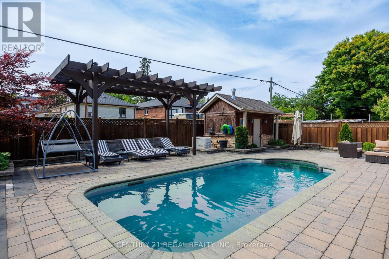 127 Sultana Avenue, Toronto, Ontario  M6A 1T6 - Photo 23 - C12703402