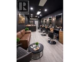 MAIN - 381 DUNDAS STREET E, Toronto, Ontario