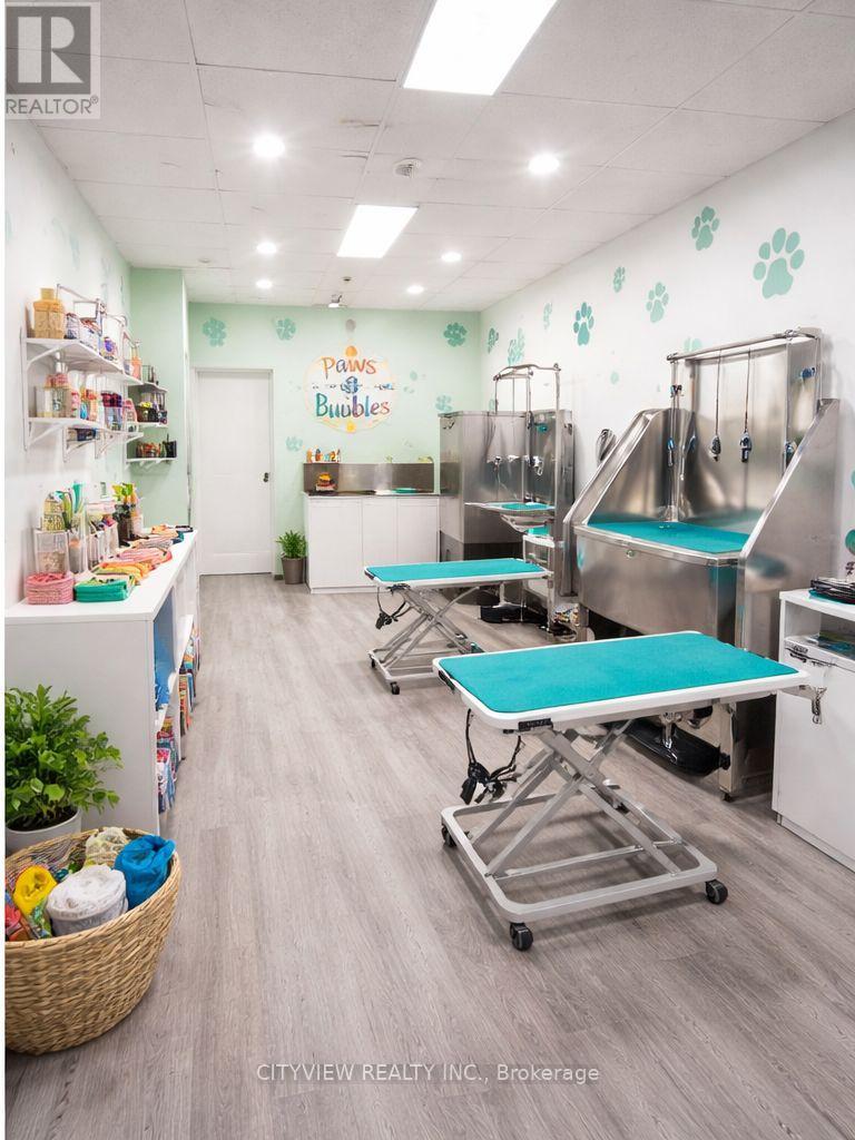 Main - 381 Dundas Street E, Toronto, Ontario  M5A 2A2 - Photo 3 - C12749904