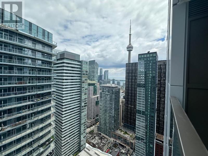 4505 - 8 Widmer Street, Toronto, Ontario  M5V 2E7 - Photo 4 - C12831434