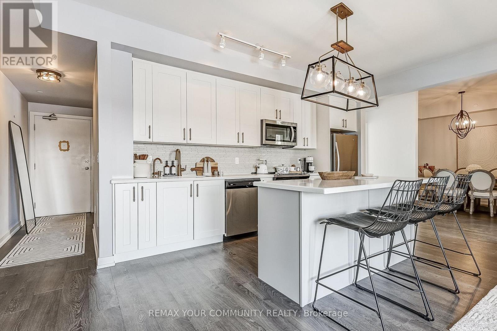 244 - 555 William Graham Drive, Aurora, Ontario  L4G 7C4 - Photo 2 - N12833628