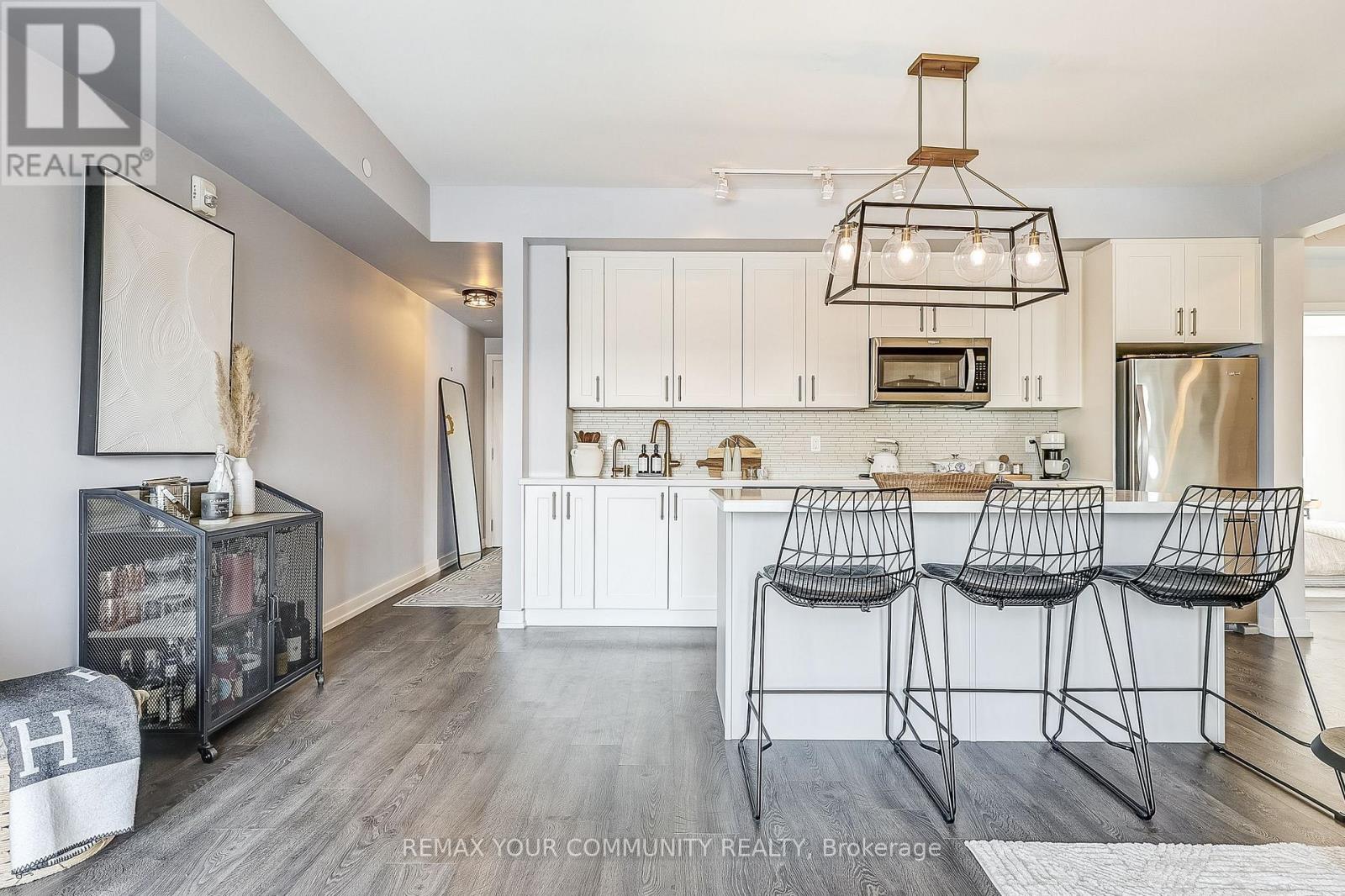 244 - 555 William Graham Drive, Aurora, Ontario  L4G 7C4 - Photo 3 - N12833628