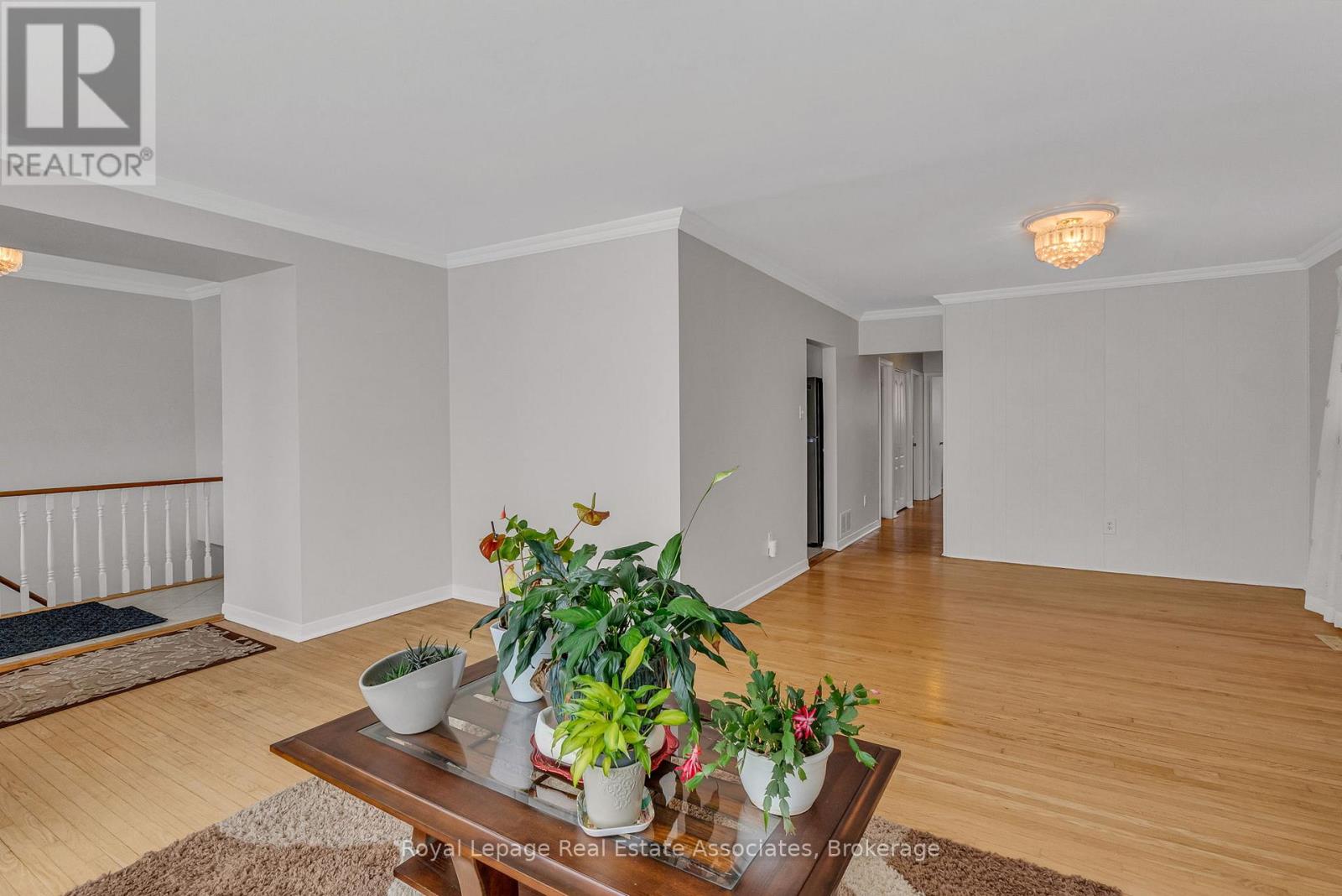 56 Brookland Drive, Brampton, Ontario  L6T 2M5 - Photo 7 - W12814884