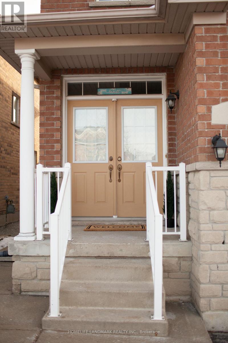 24 Cherryplum Way, Brampton, Ontario  L6S 6J4 - Photo 2 - W12832106