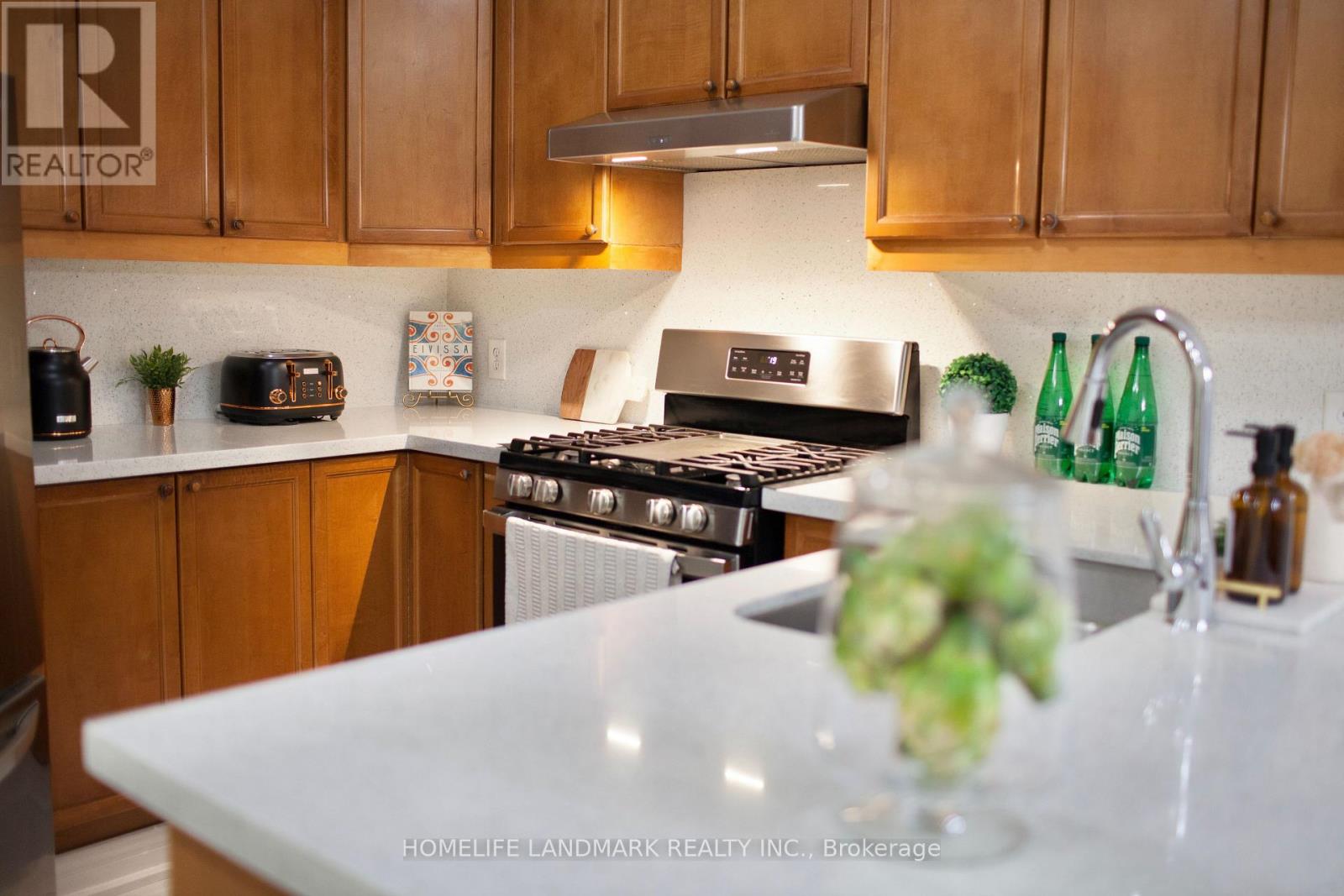 24 CHERRYPLUM WAY, Brampton, Ontario