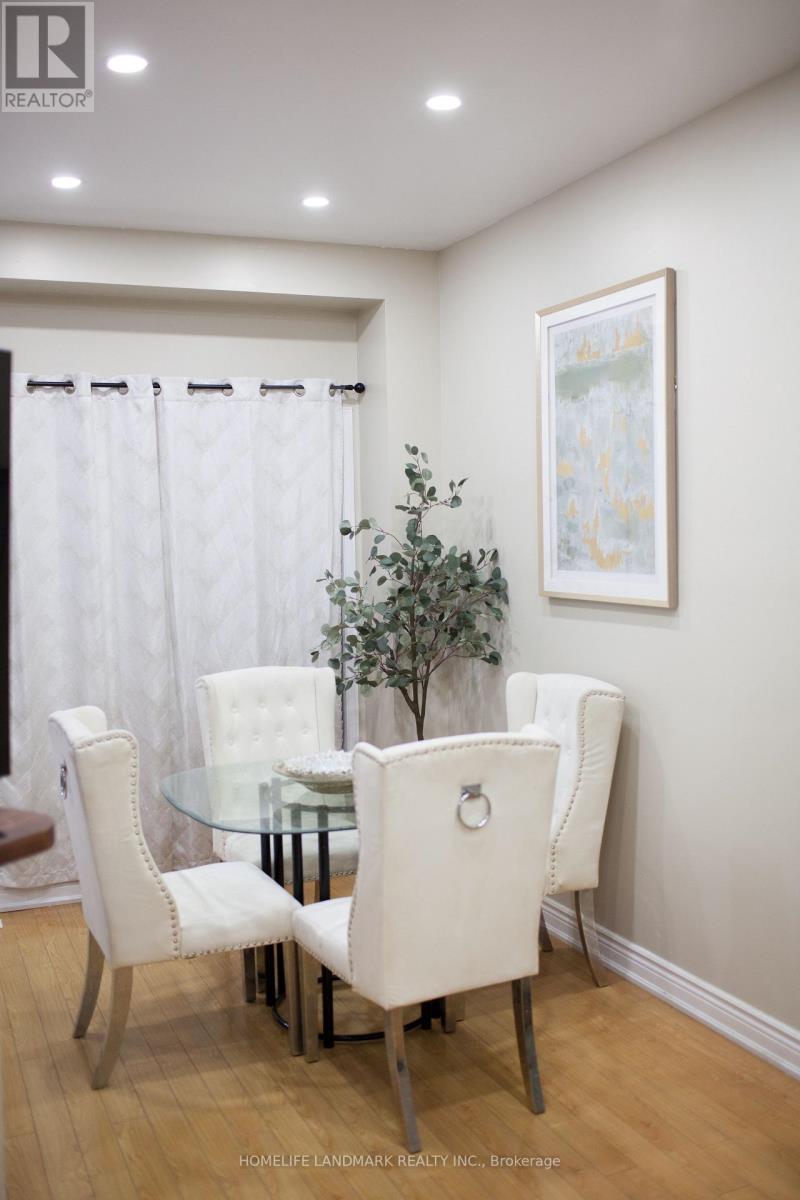 24 Cherryplum Way, Brampton, Ontario  L6S 6J4 - Photo 11 - W12832106