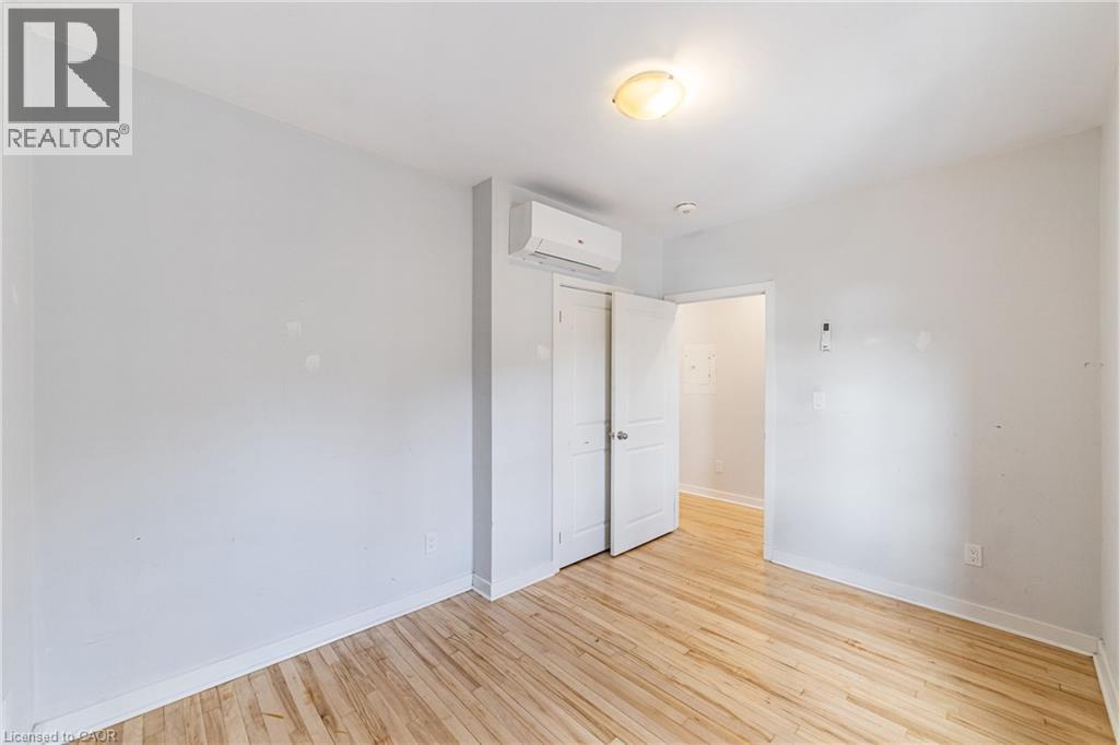 208 Mary Street, Hamilton, Ontario  L8L 4V8 - Photo 16 - 40808743