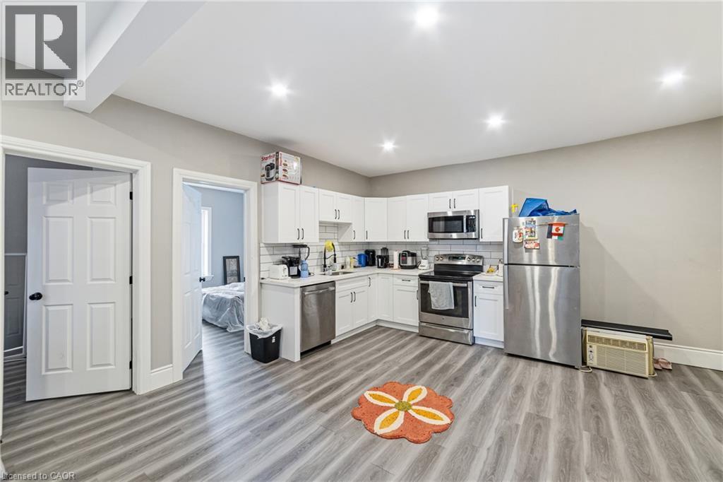 208 Mary Street, Hamilton, Ontario  L8L 4V8 - Photo 18 - 40808743