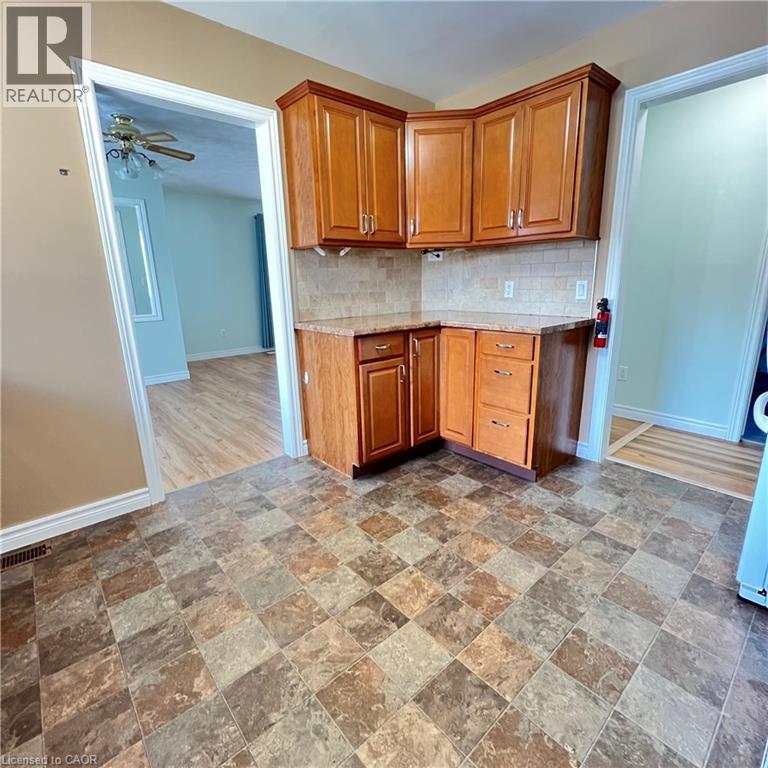 32 Winnett Street N, Cayuga, Ontario  N0A 1E0 - Photo 8 - 40808648