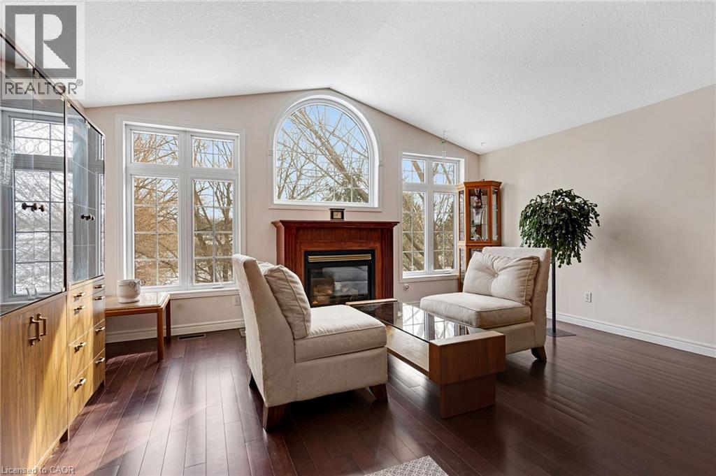 25 Bankside Drive Unit# 2, Kitchener, Ontario  N2N 3M6 - Photo 3 - 40808300