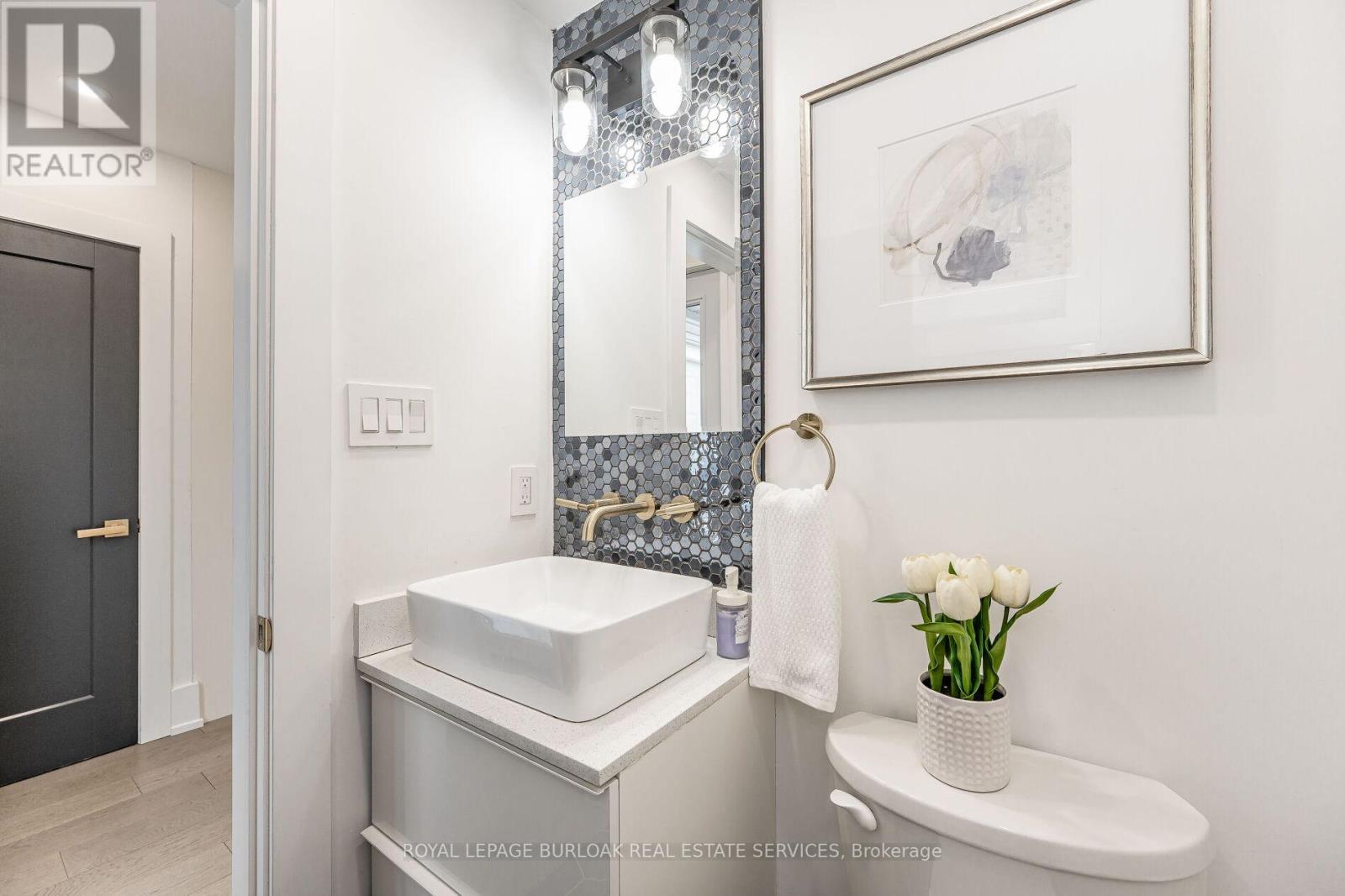 83 Shendale Drive, Toronto, Ontario  M9W 2B6 - Photo 14 - W12834974