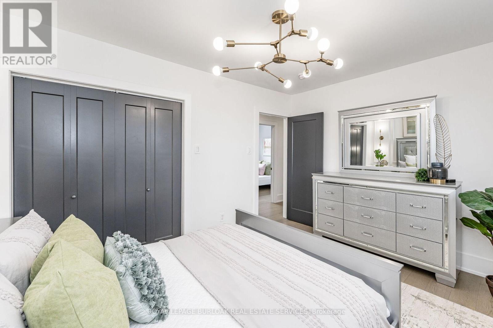 83 Shendale Drive, Toronto, Ontario  M9W 2B6 - Photo 18 - W12834974