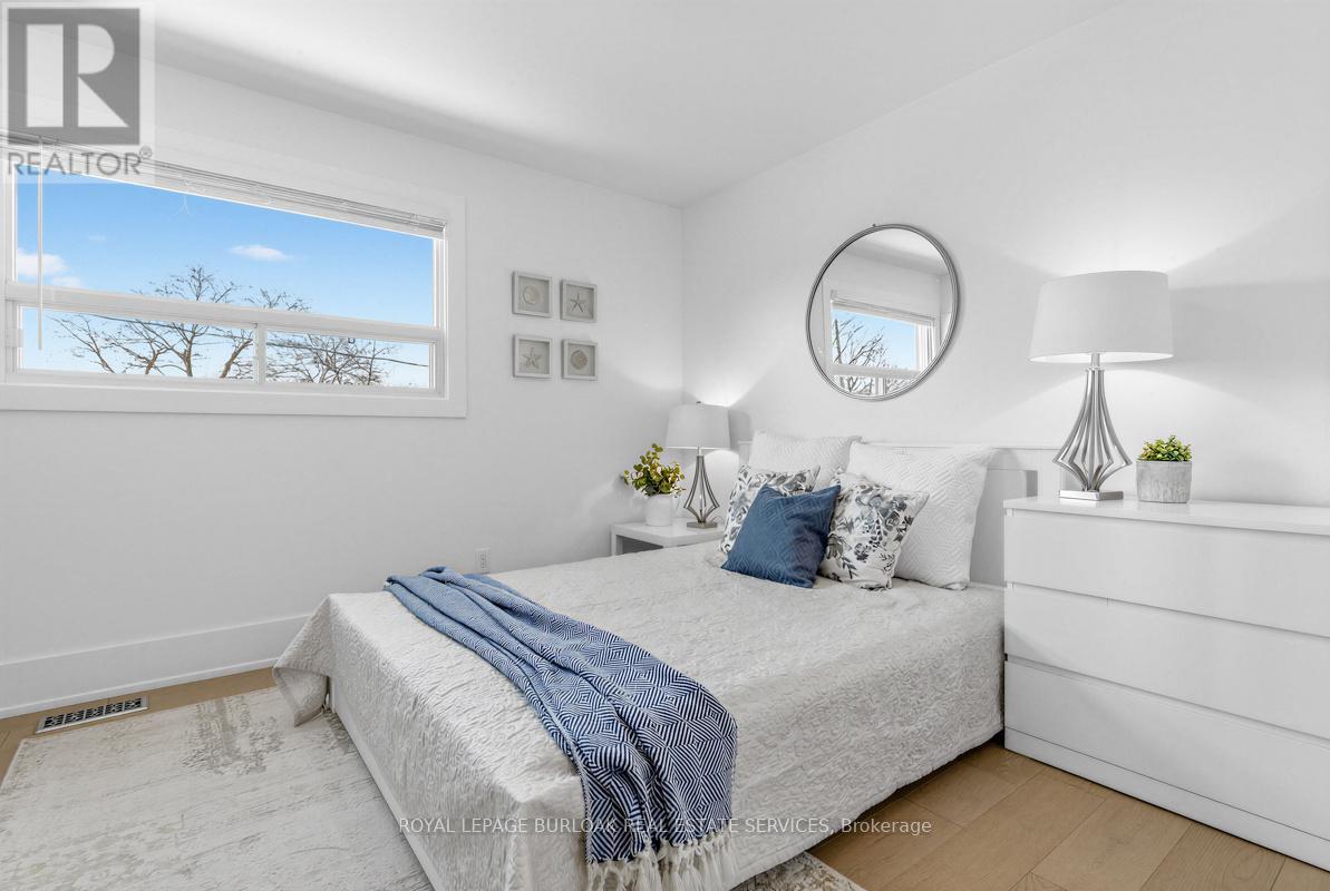 83 Shendale Drive, Toronto, Ontario  M9W 2B6 - Photo 20 - W12834974