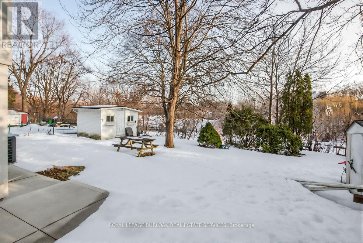 83 Shendale Drive, Toronto, Ontario  M9W 2B6 - Photo 28 - W12834974