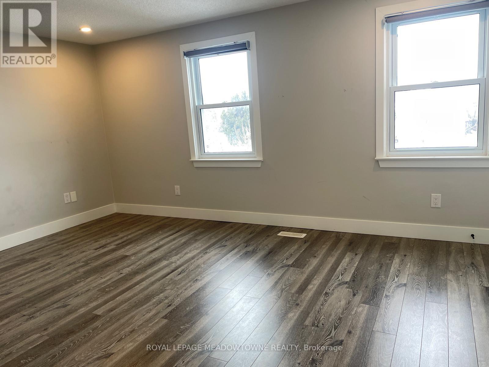 742 Coulson Avenue, Milton, Ontario  L9T 4J4 - Photo 10 - W12834990