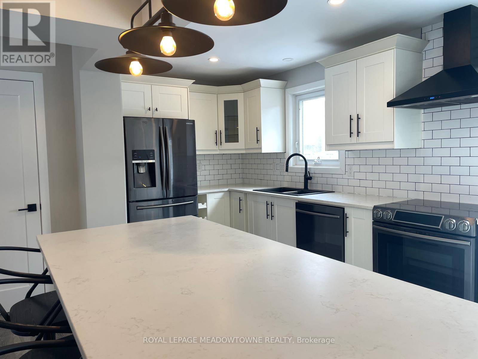 742 Coulson Avenue, Milton, Ontario  L9T 4J4 - Photo 4 - W12834990