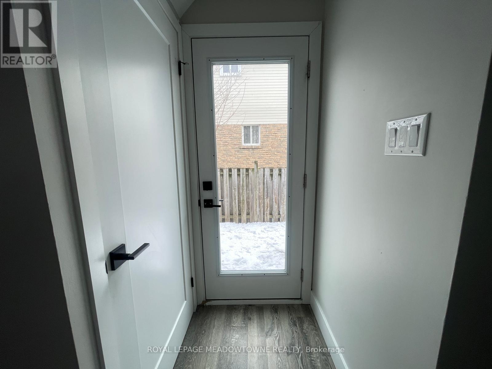 742 Coulson Avenue, Milton, Ontario  L9T 4J4 - Photo 8 - W12834990