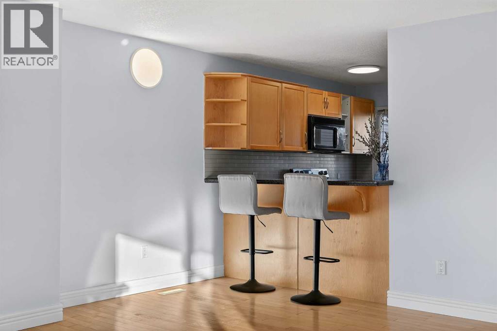 211, 25 Glamis Green Sw, Calgary, Alberta T3E 6T9 - Photo 21 - A2279840