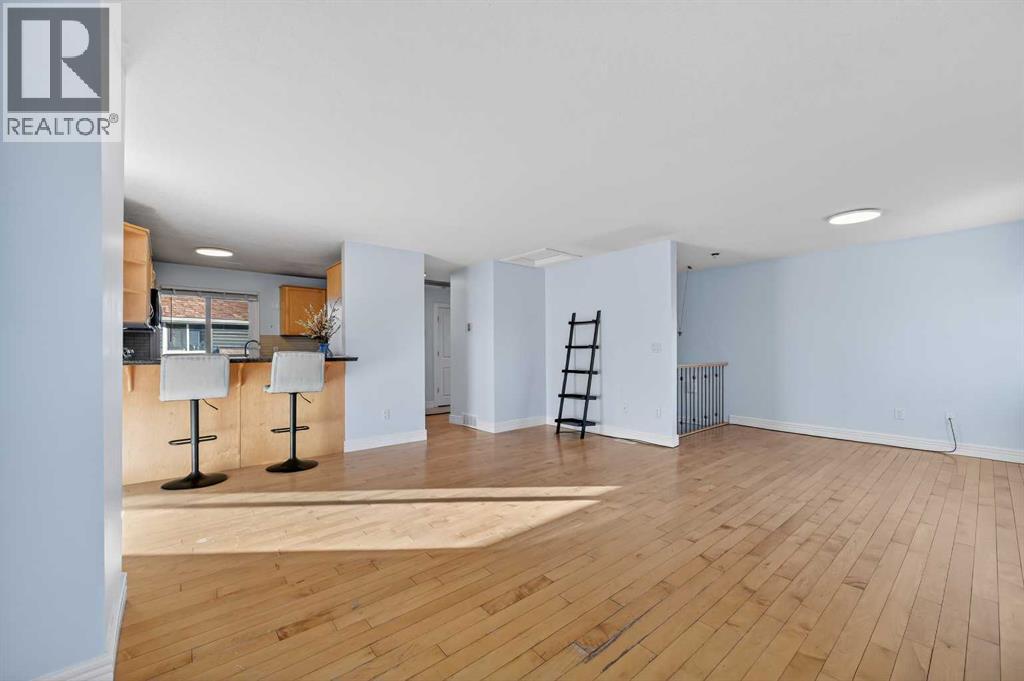 211, 25 Glamis Green Sw, Calgary, Alberta T3E 6T9 - Photo 22 - A2279840