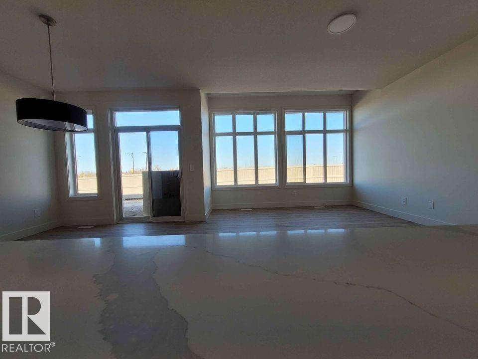 1009 Goldfinch Wy Nw, Edmonton, Alberta  T5S 0P9 - Photo 7 - E4475495