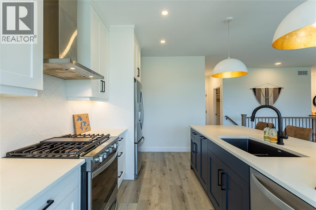 3591 Mia Lane, Plympton-Wyoming, Ontario  N0N 1E0 - Photo 11 - 26004104