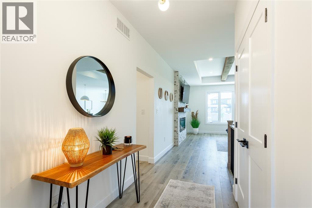 3591 Mia Lane, Plympton-Wyoming, Ontario  N0N 1E0 - Photo 2 - 26004104