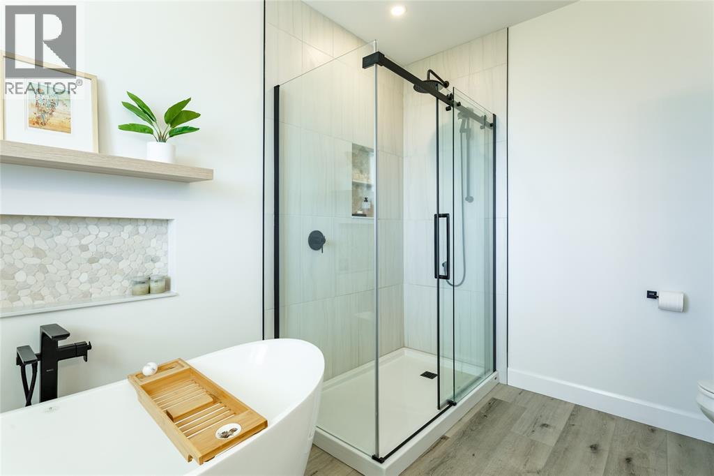 3591 Mia Lane, Plympton-Wyoming, Ontario  N0N 1E0 - Photo 20 - 26004104