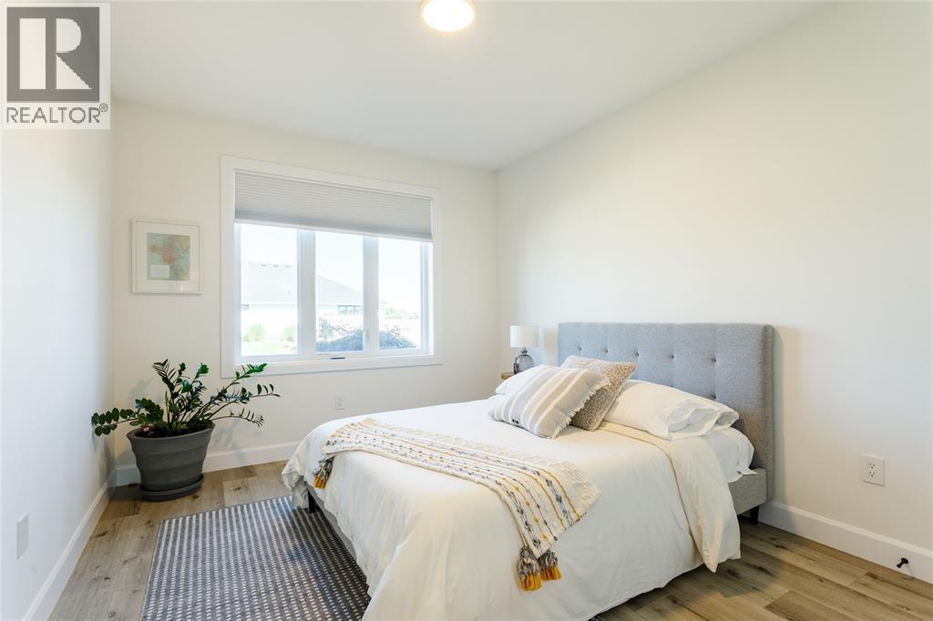 3591 Mia Lane, Plympton-Wyoming, Ontario  N0N 1E0 - Photo 22 - 26004104