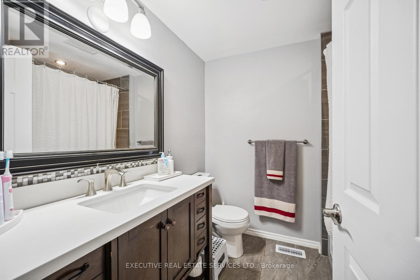 22 - 100 Bluevale Street N, Waterloo, Ontario  N2J 4M9 - Photo 10 - X12834960
