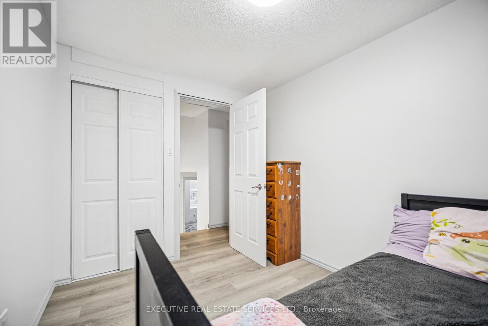 22 - 100 Bluevale Street N, Waterloo, Ontario  N2J 4M9 - Photo 8 - X12834960